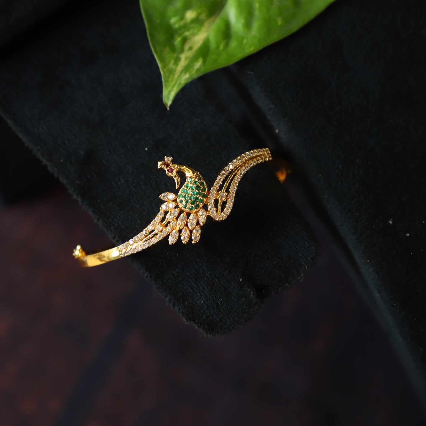 DELIGHTFUL BRACELET