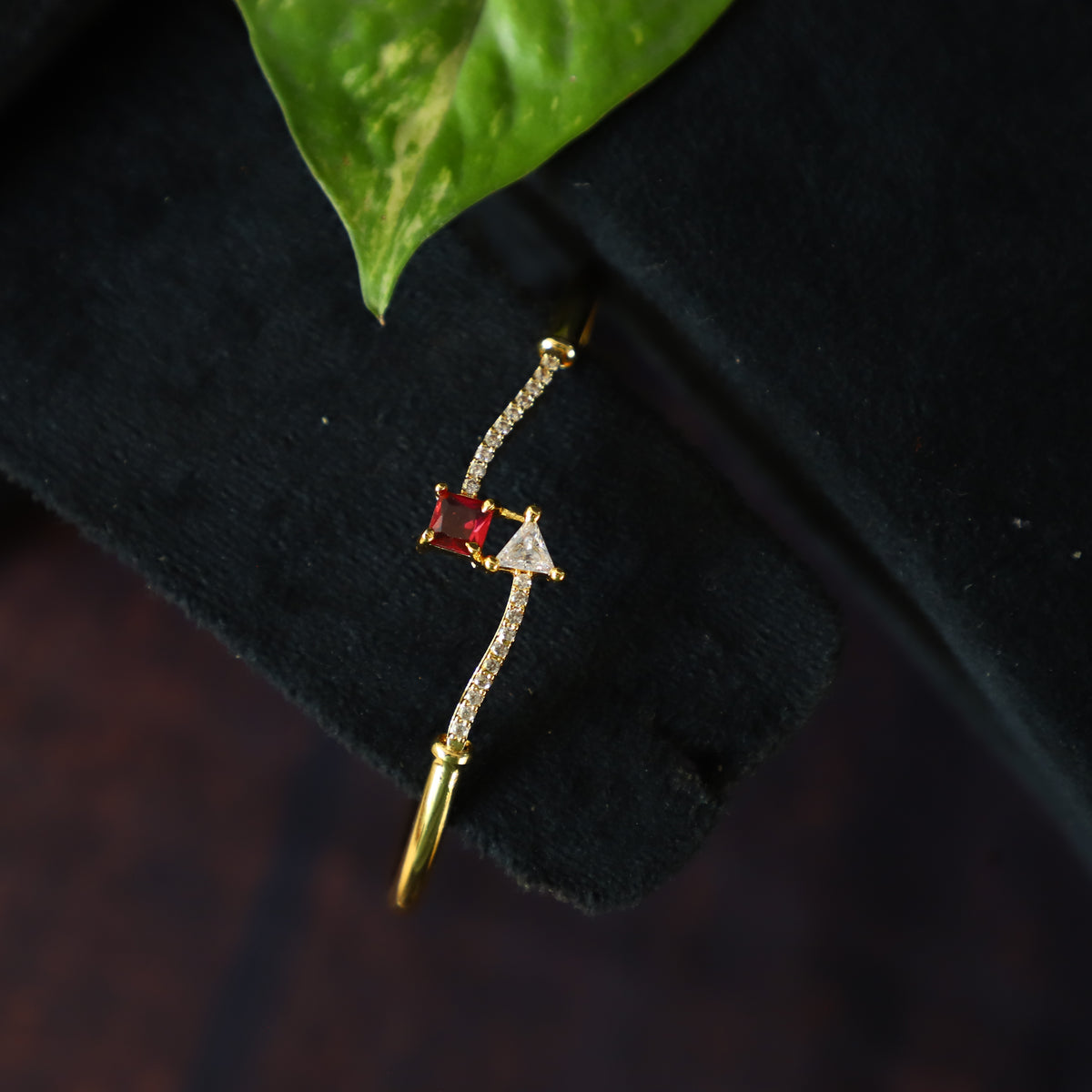 HANDSOME BRACELET
