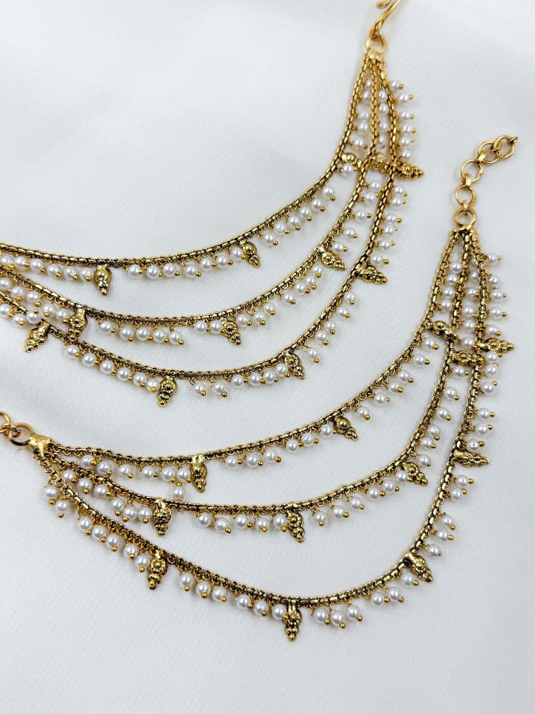 PEARL AND GOLD FINISHING MATTAL