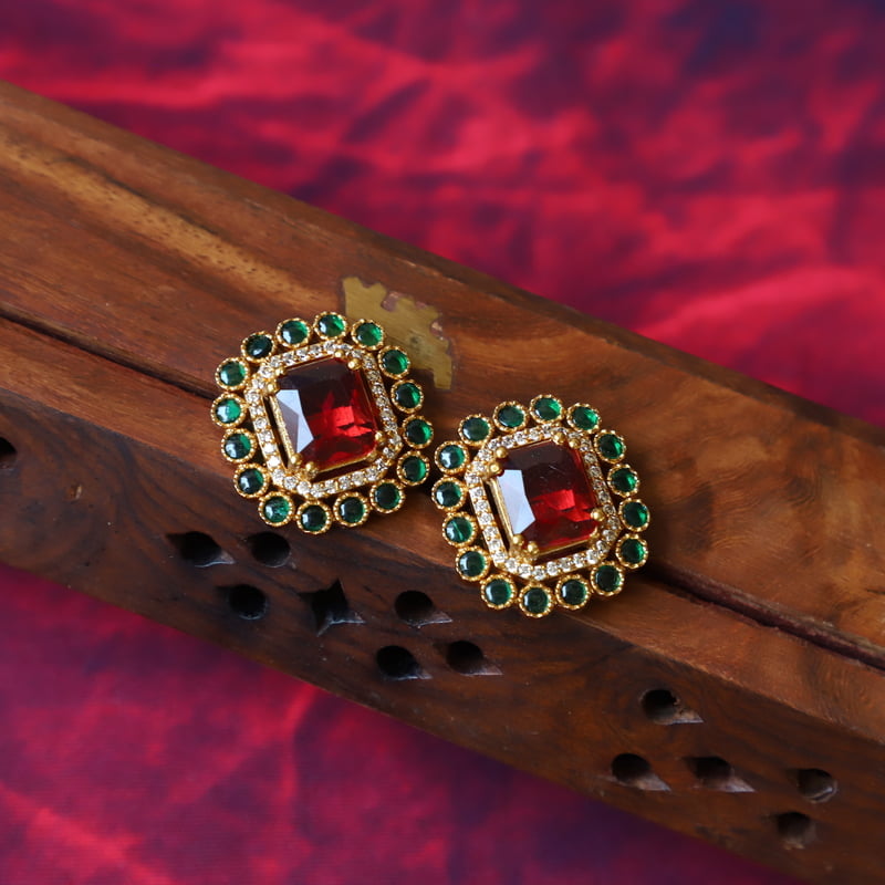 Mulit Stone Ear Stud