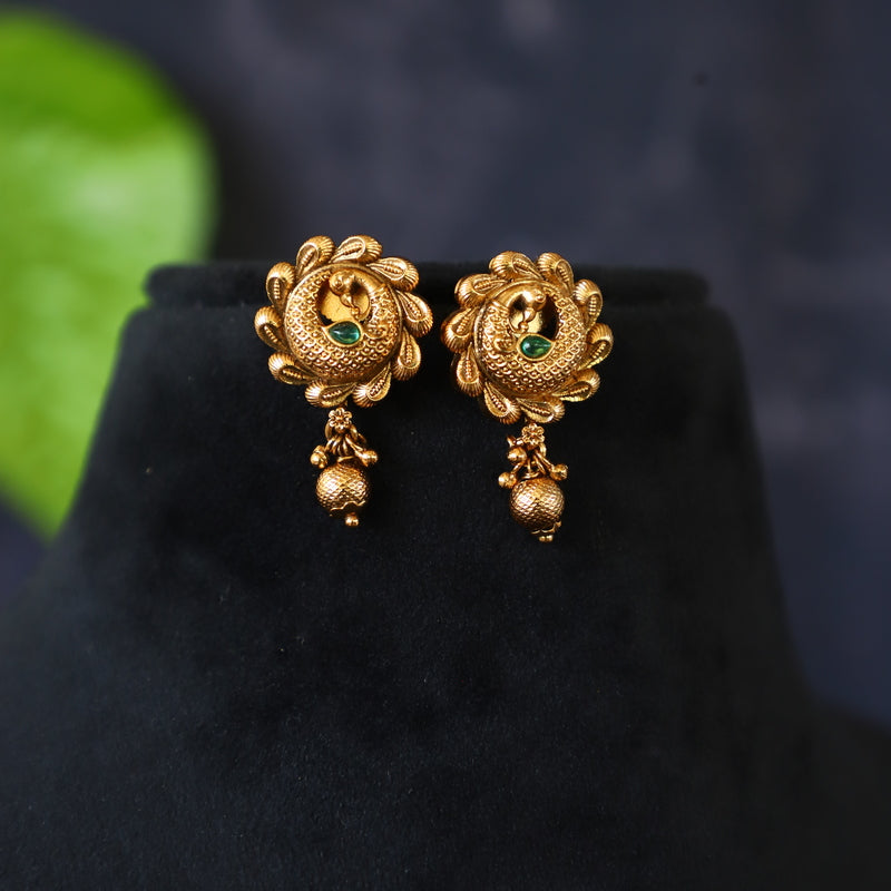 Antic Peacock Stud