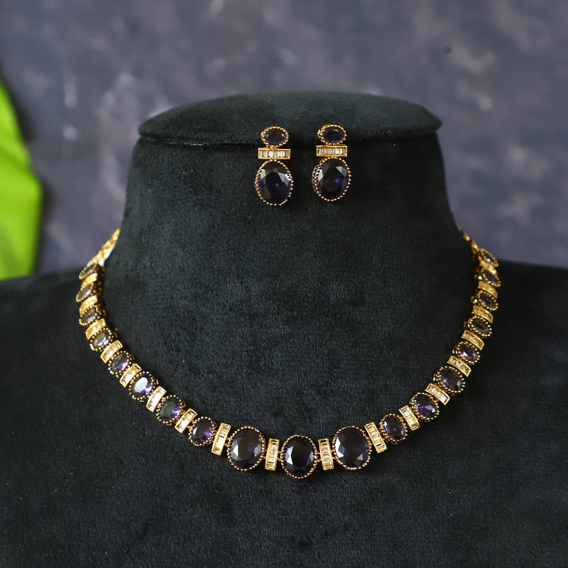 REPLICA NECKPIECE