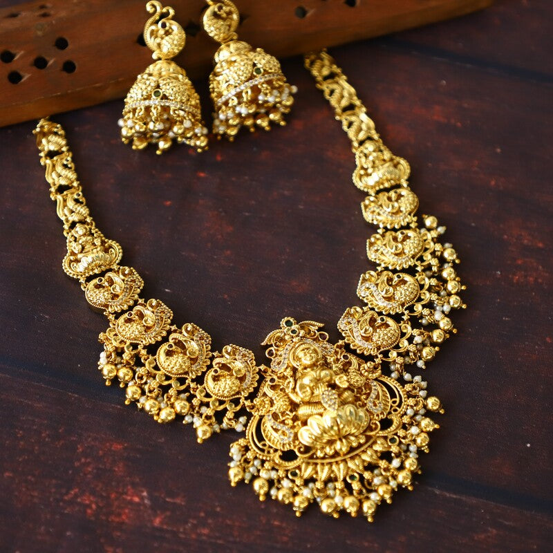 LAKSHI NECKPIECE