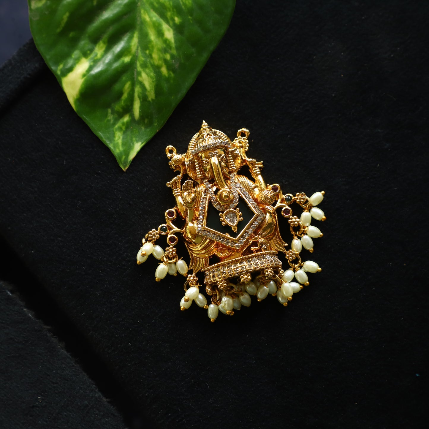 VINAYAGAR PENDANT