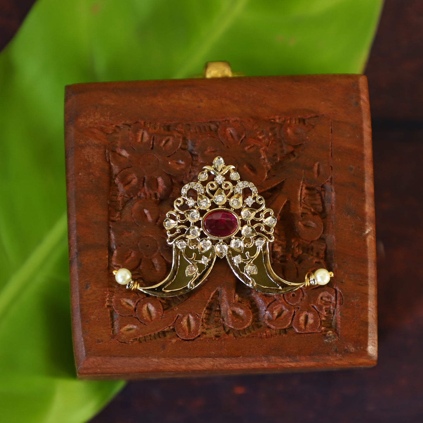 MEDIUM SINGA PAL PENDENT