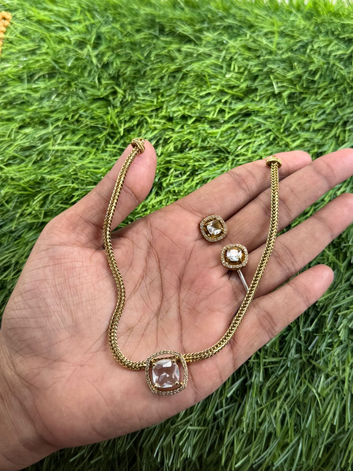 Elegant Mint Stone Pendant Necklace & Earring Set