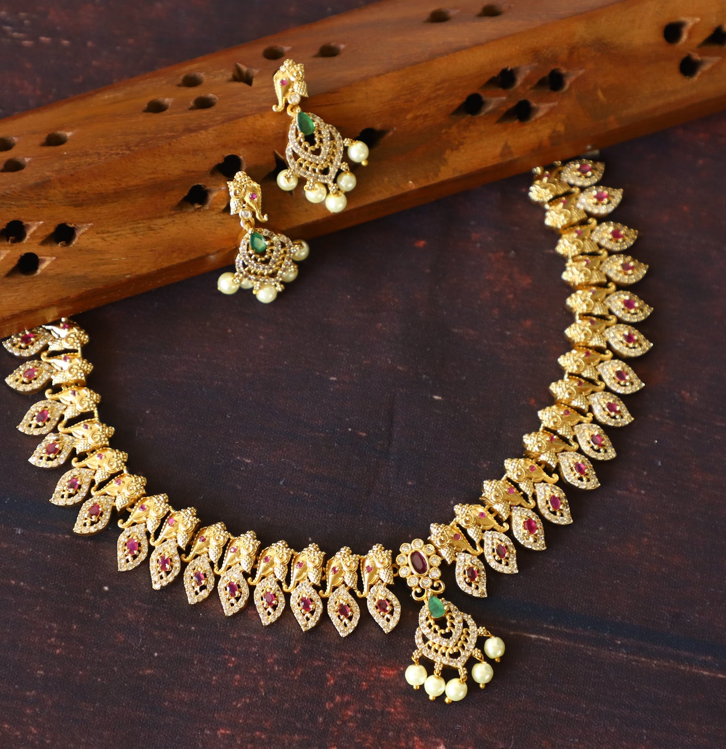 mango and elephant design neck piece