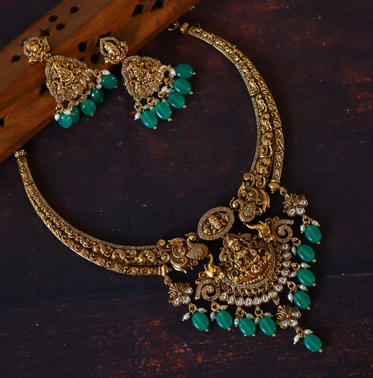 LAXMII NECKPIECE