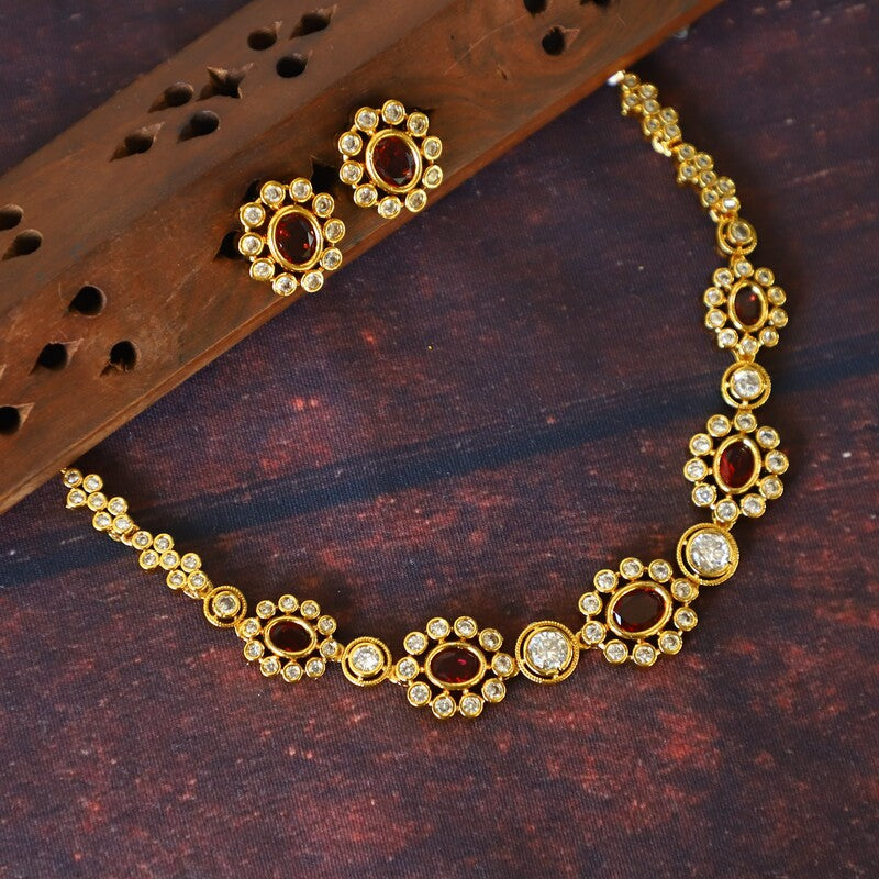 ELEGANT RUBY NECKSET