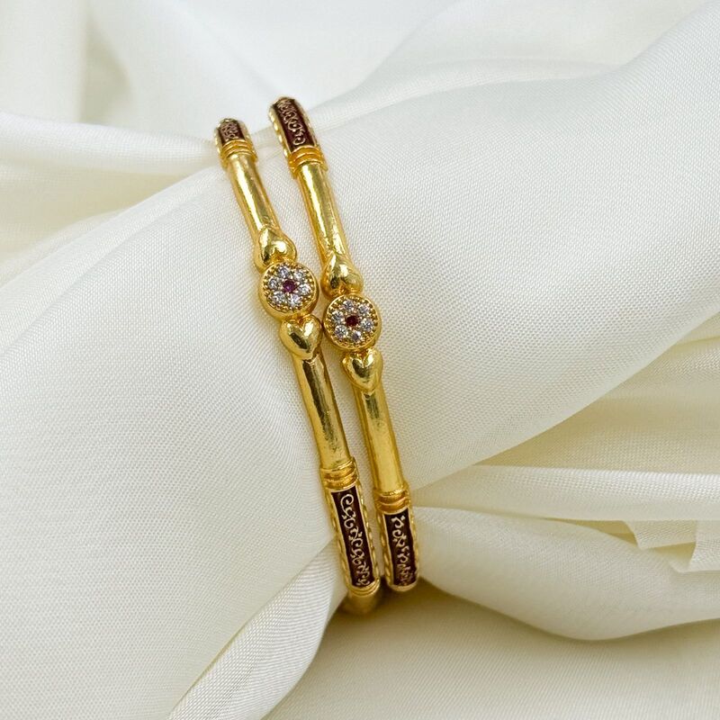 Antique design type bangle