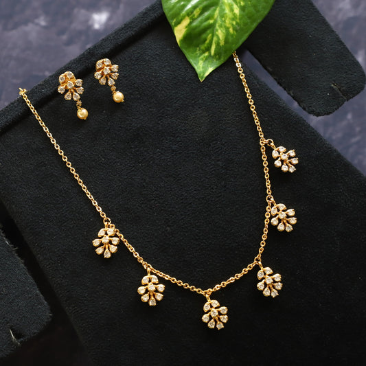 HAWK NECKPIECE