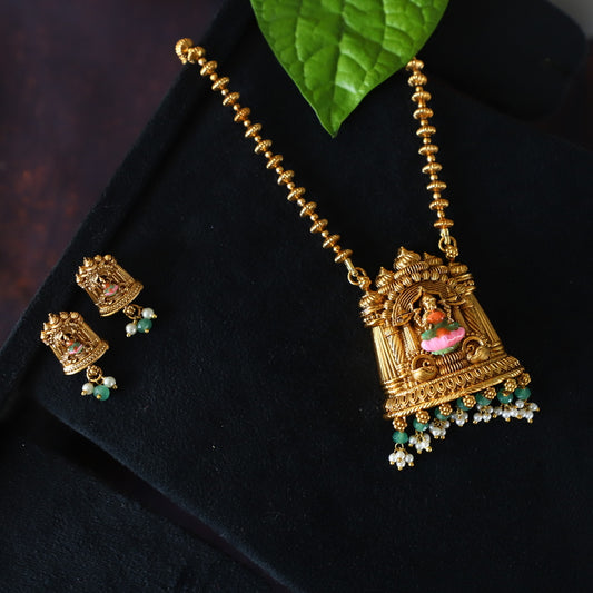 DOVE NECKPIECE