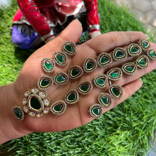 Unique design Victorian Neckpiece with Earings