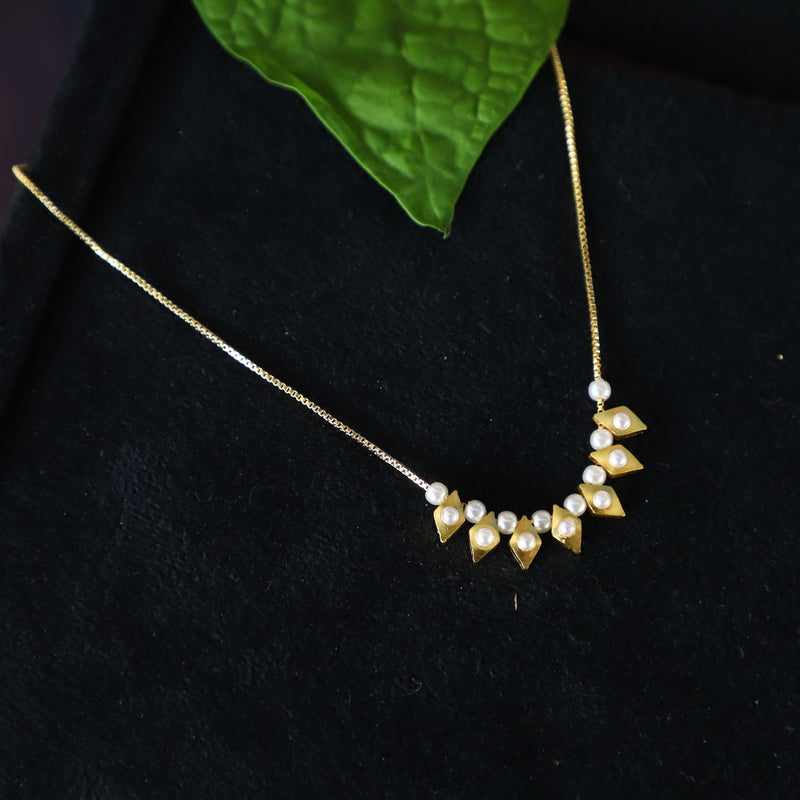VEL PEARL CHAIN
