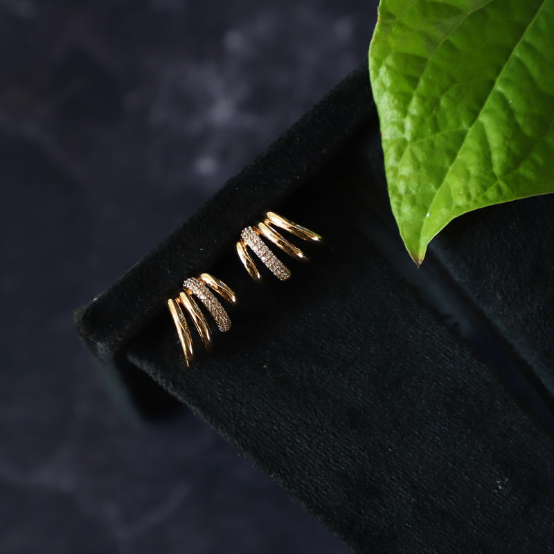 COLUMBINE EARRING