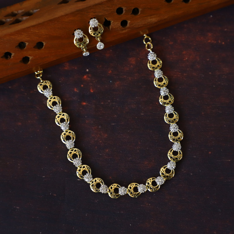 HALF MOON NECKPIECE