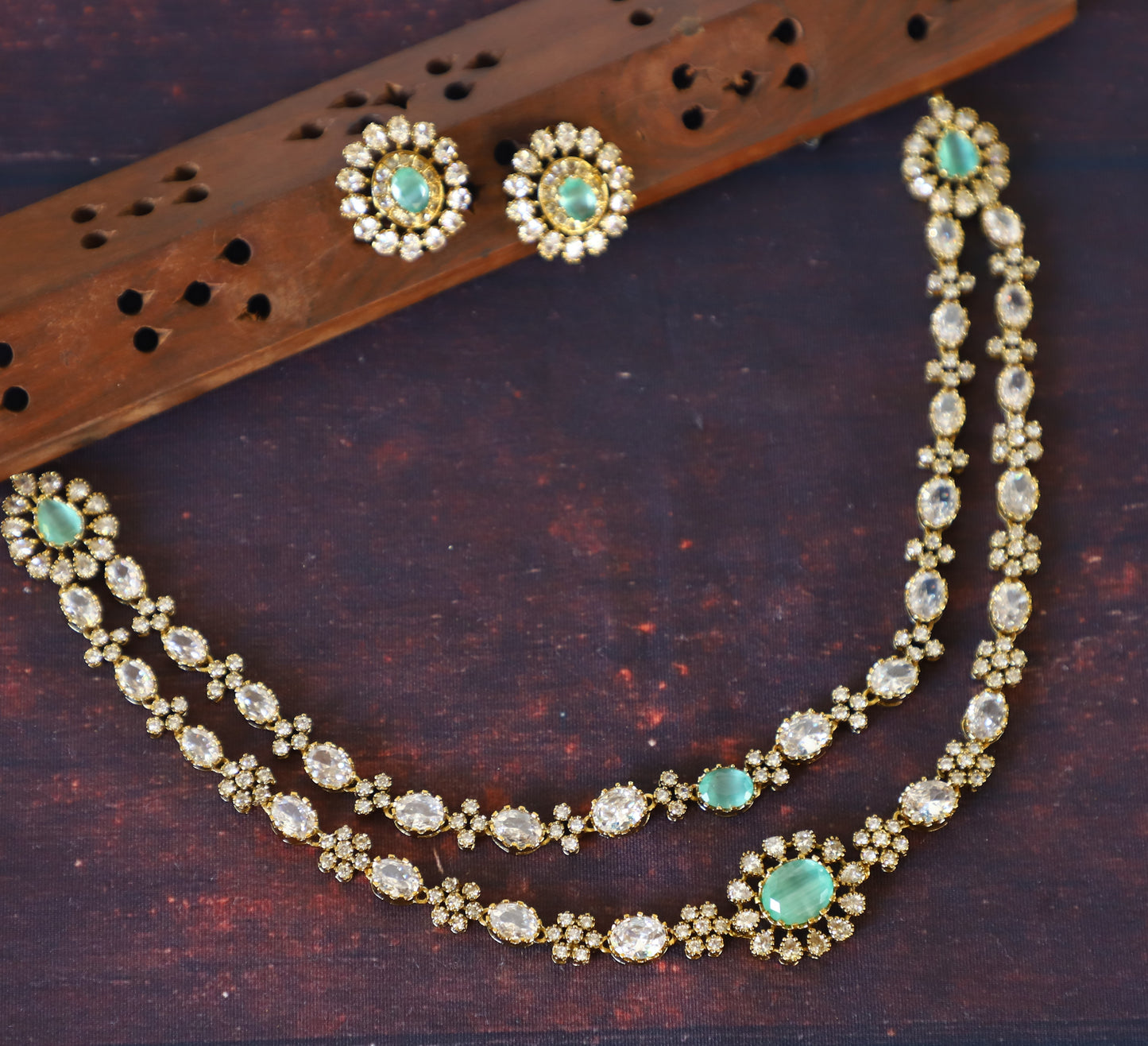 LAYERED GEMSTONE NECKSET