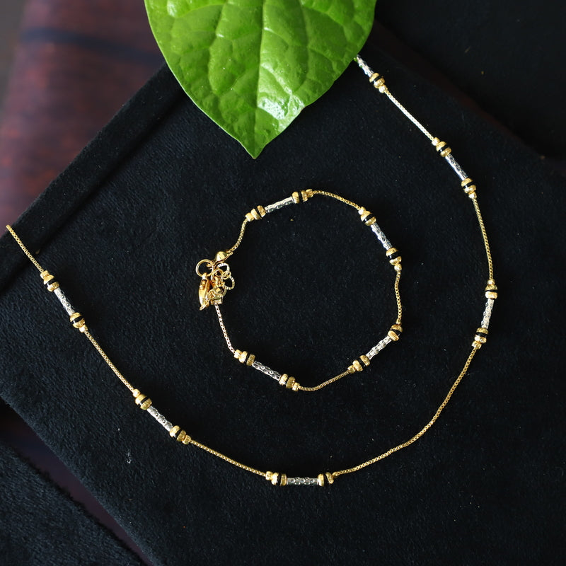 UNIKAL CHAIN
