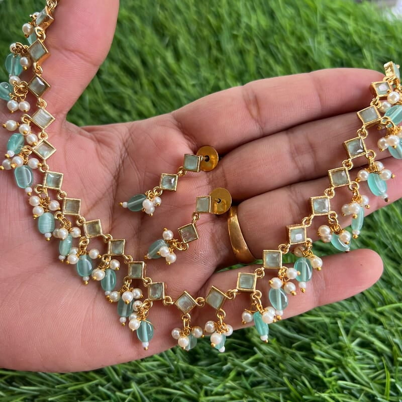 Unique Square Shape Kundan Bead Neckpeace