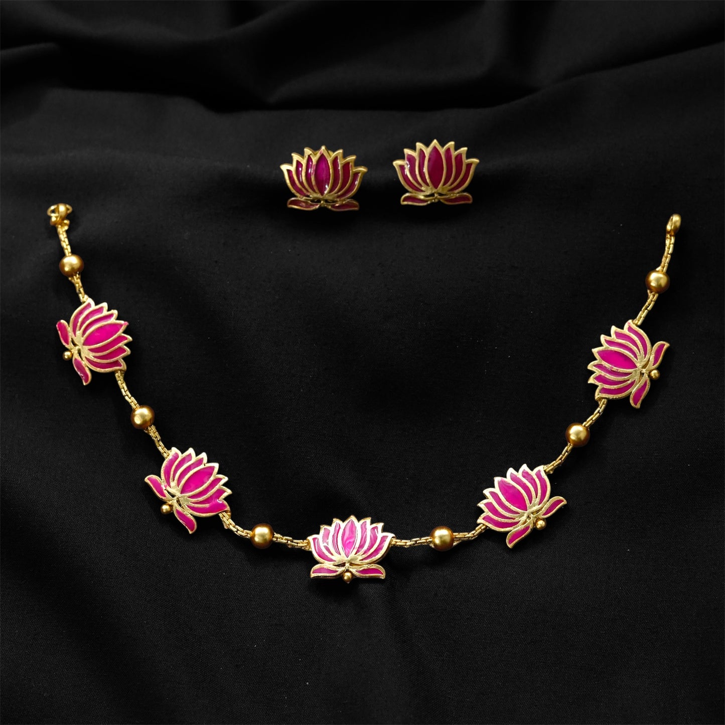 Antic Stone Matte Finish lotus design neck piece