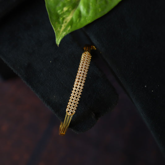 PEERLESS BRACELET