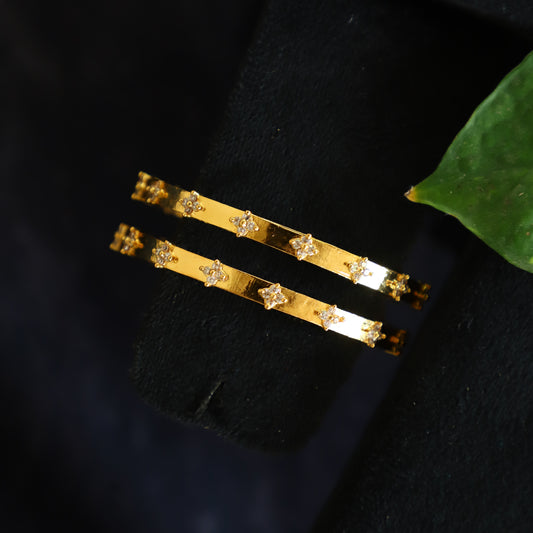 VANILLA BANGLE
