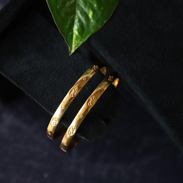 GREEN BANGLE