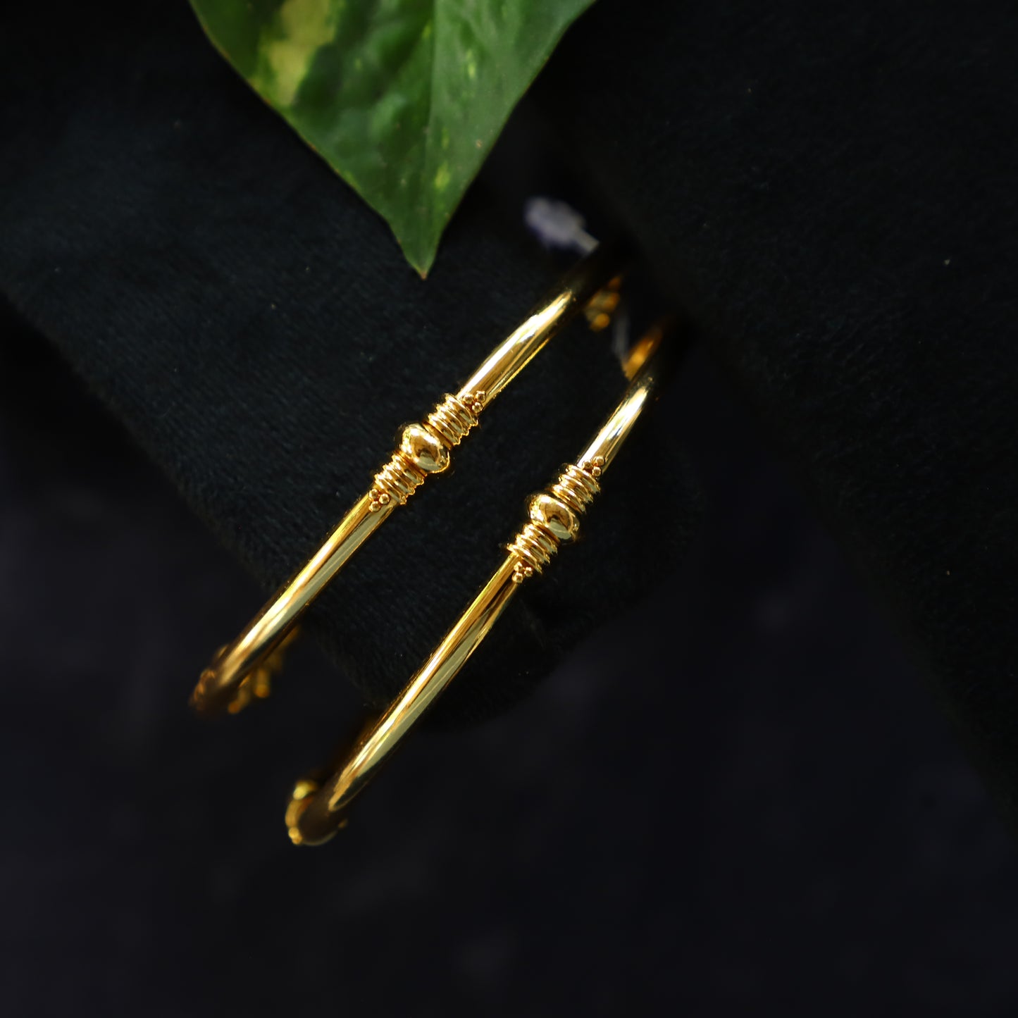 PELLET BANGLES