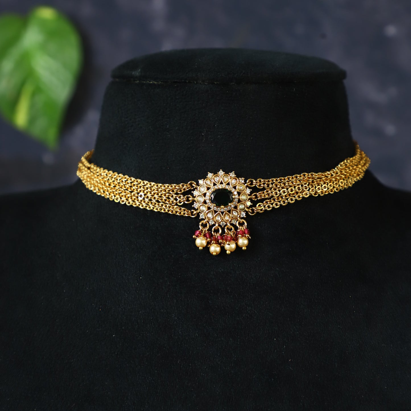ANISE NECKPIECE