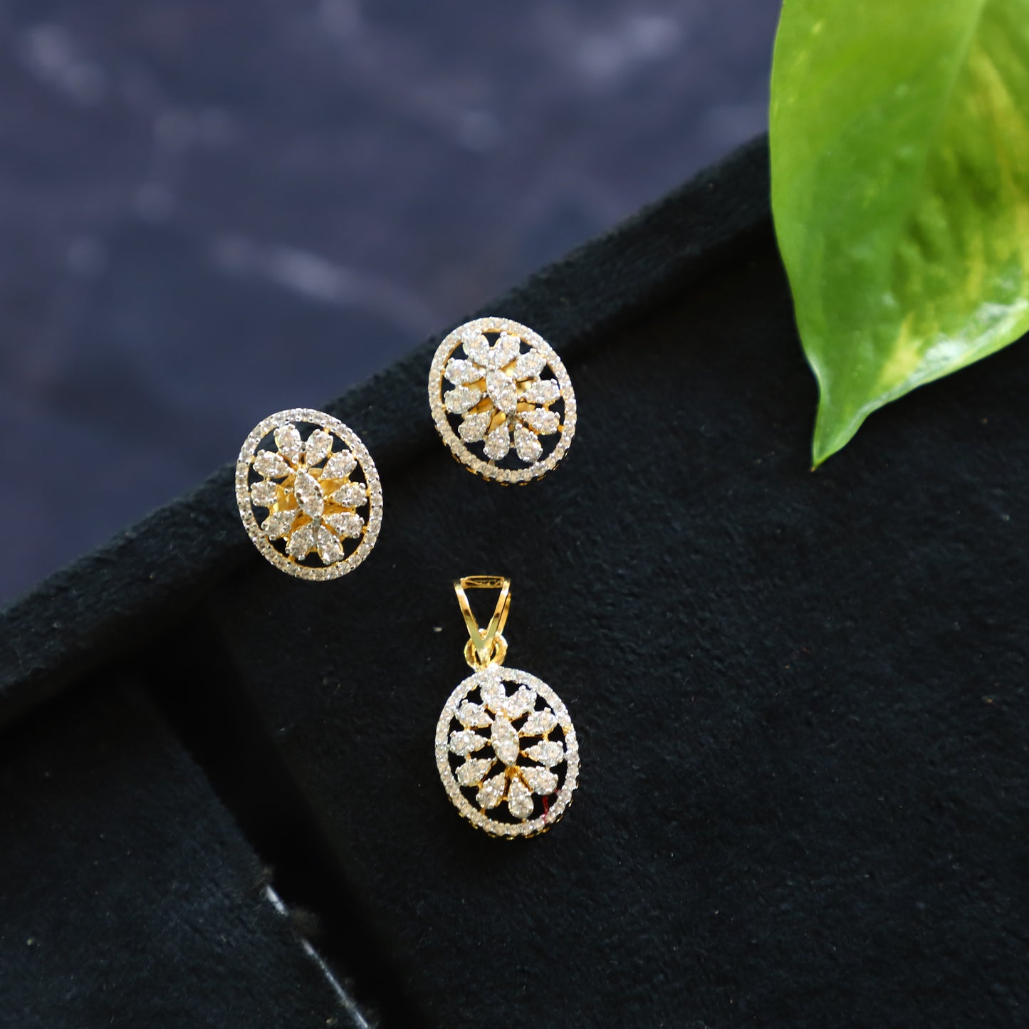 FENUGREEK PENDANT SET