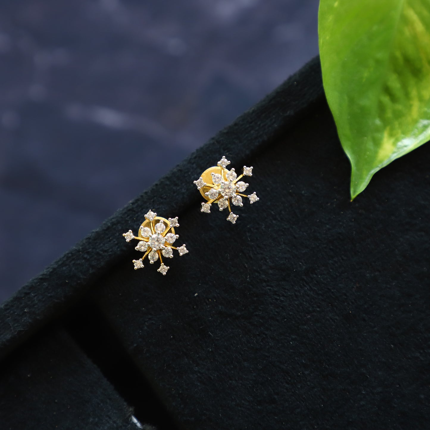 AKHROT EARRING