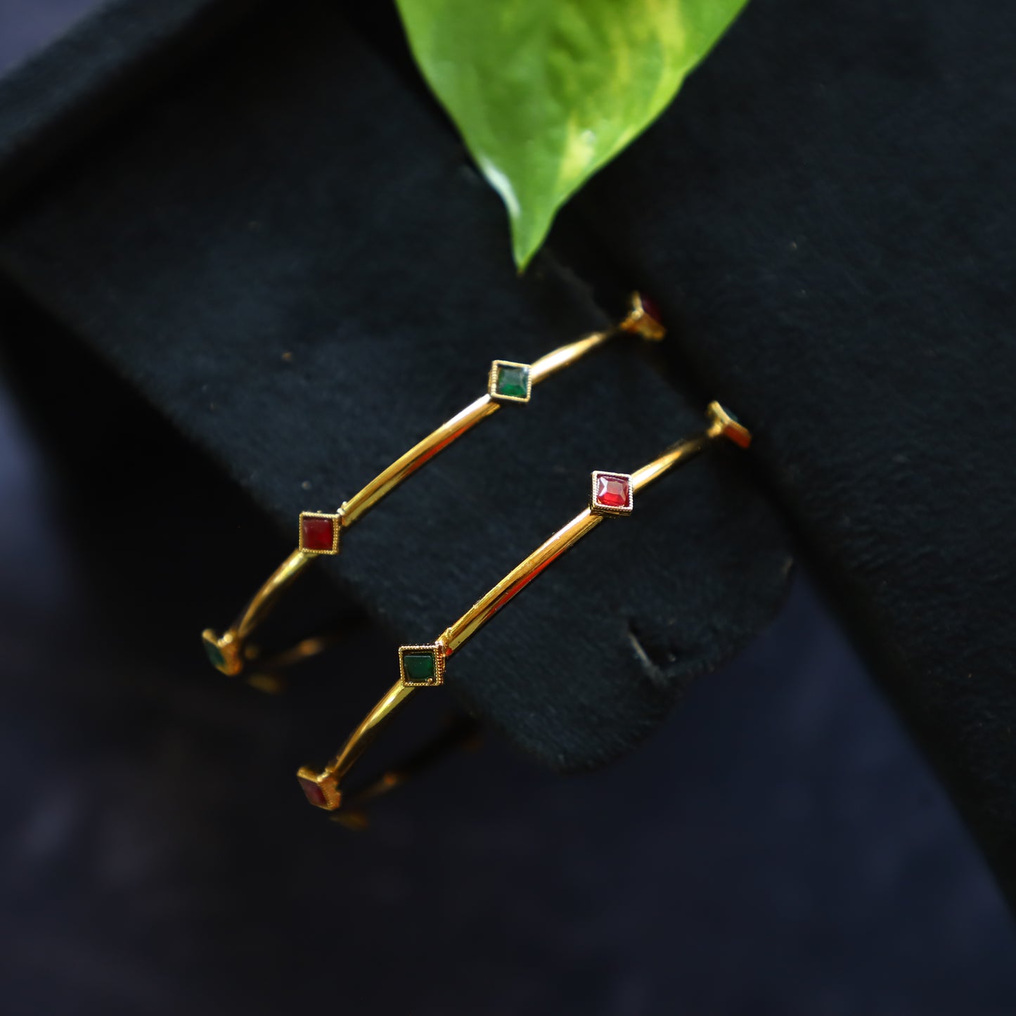 FIONA BANGLE