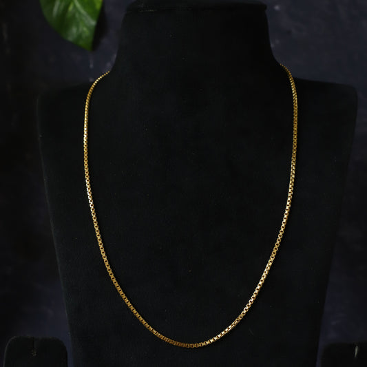 ELEANOR CHAIN