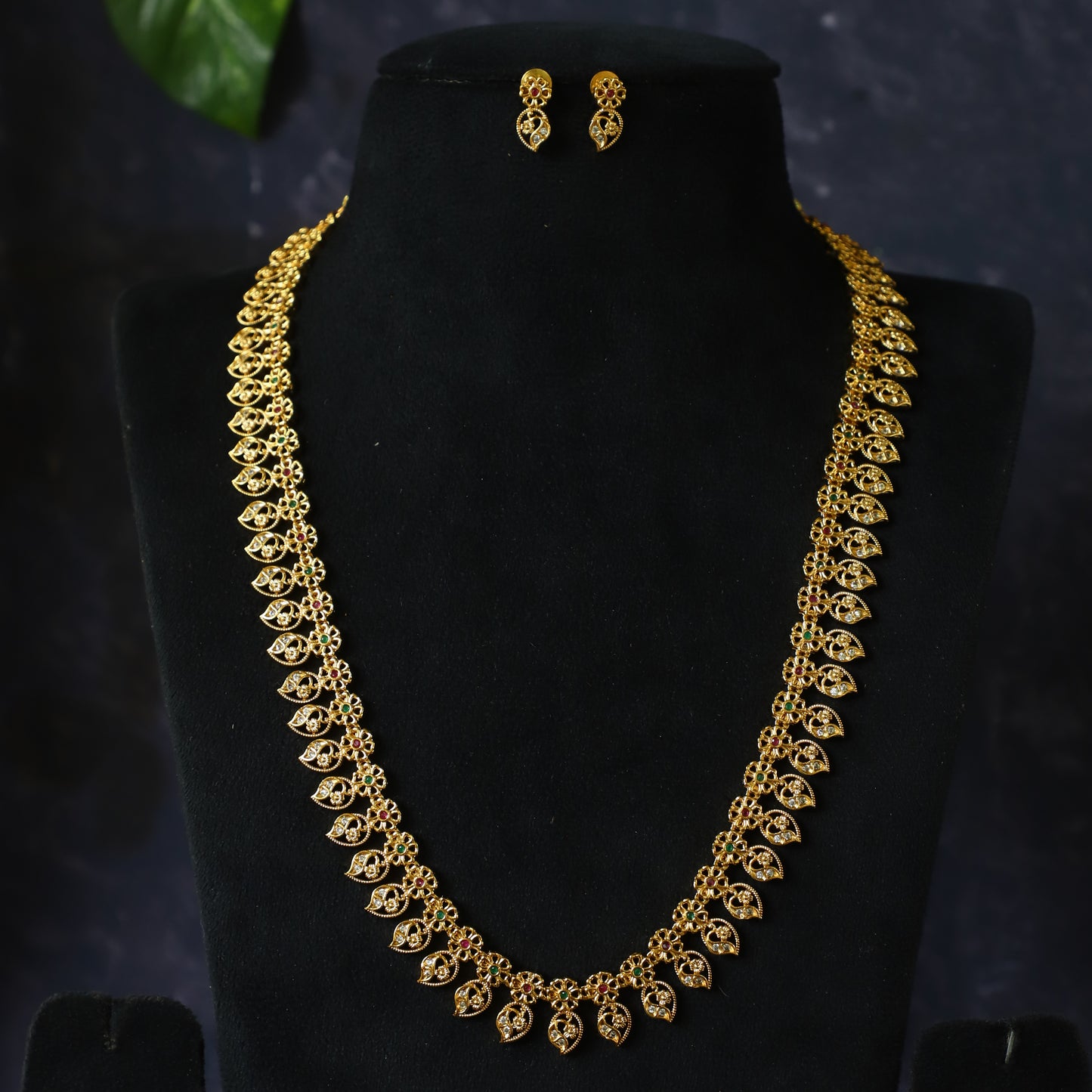 ALVIDA LONGHARAM