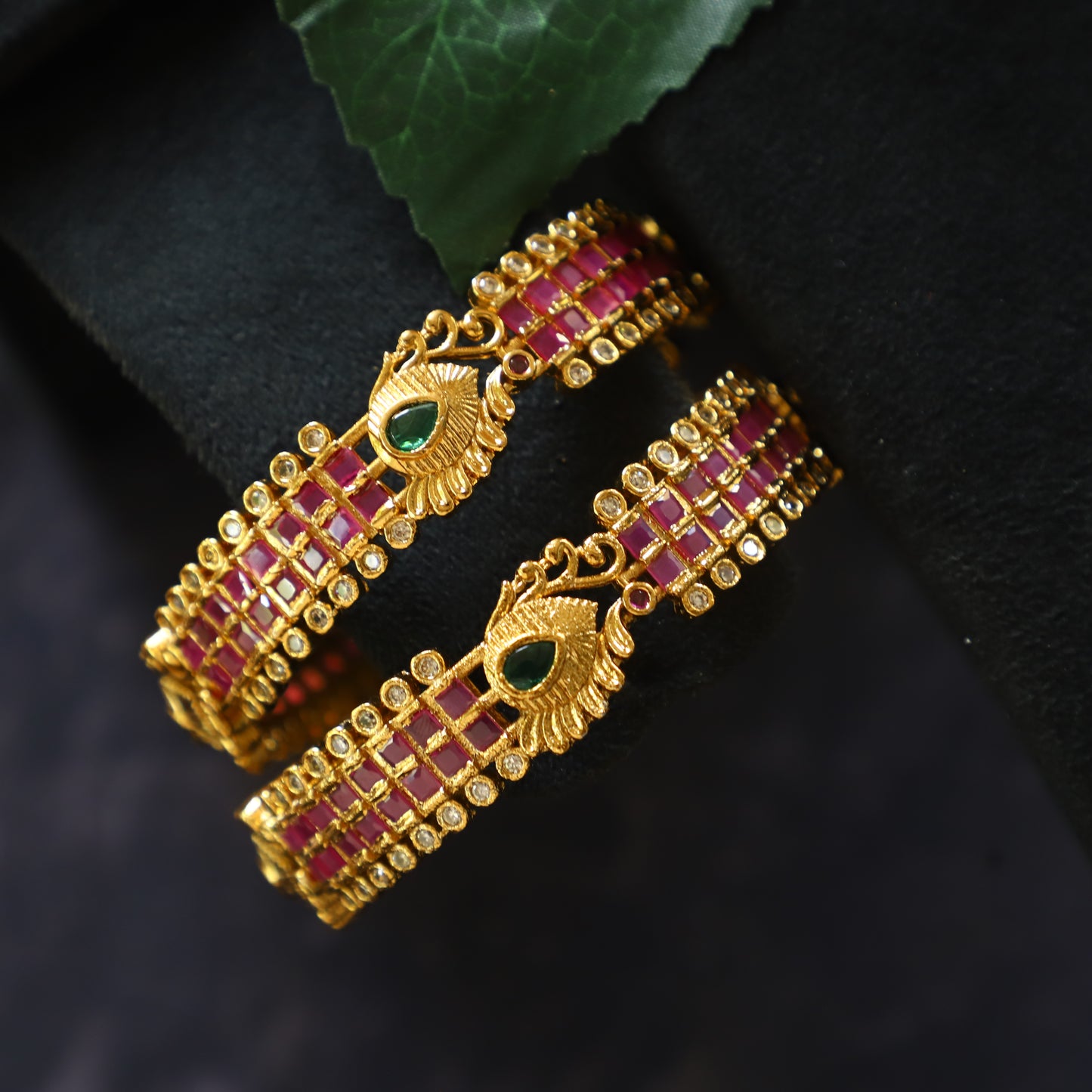 NIBBLES BANGLE