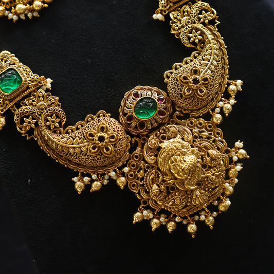 SNICKERS NECKPIECE