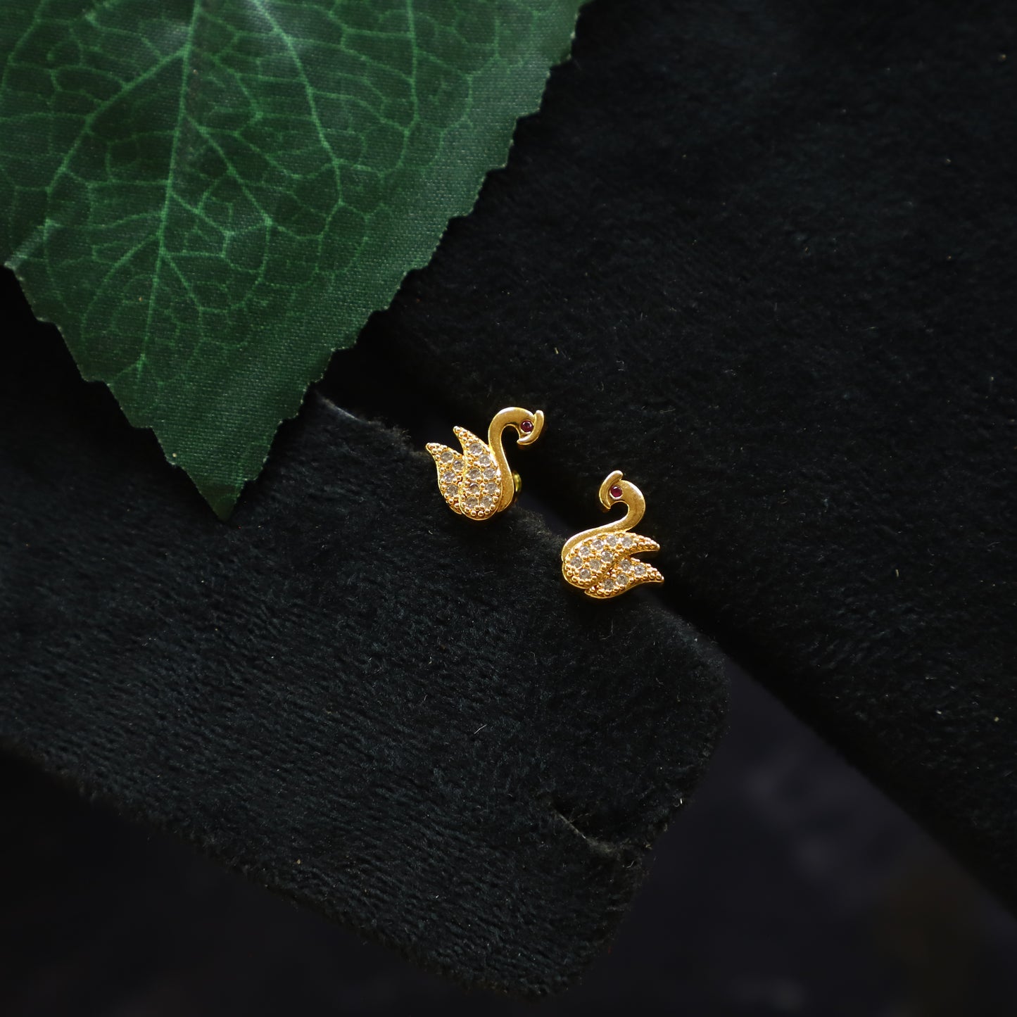 STELLA EARRING