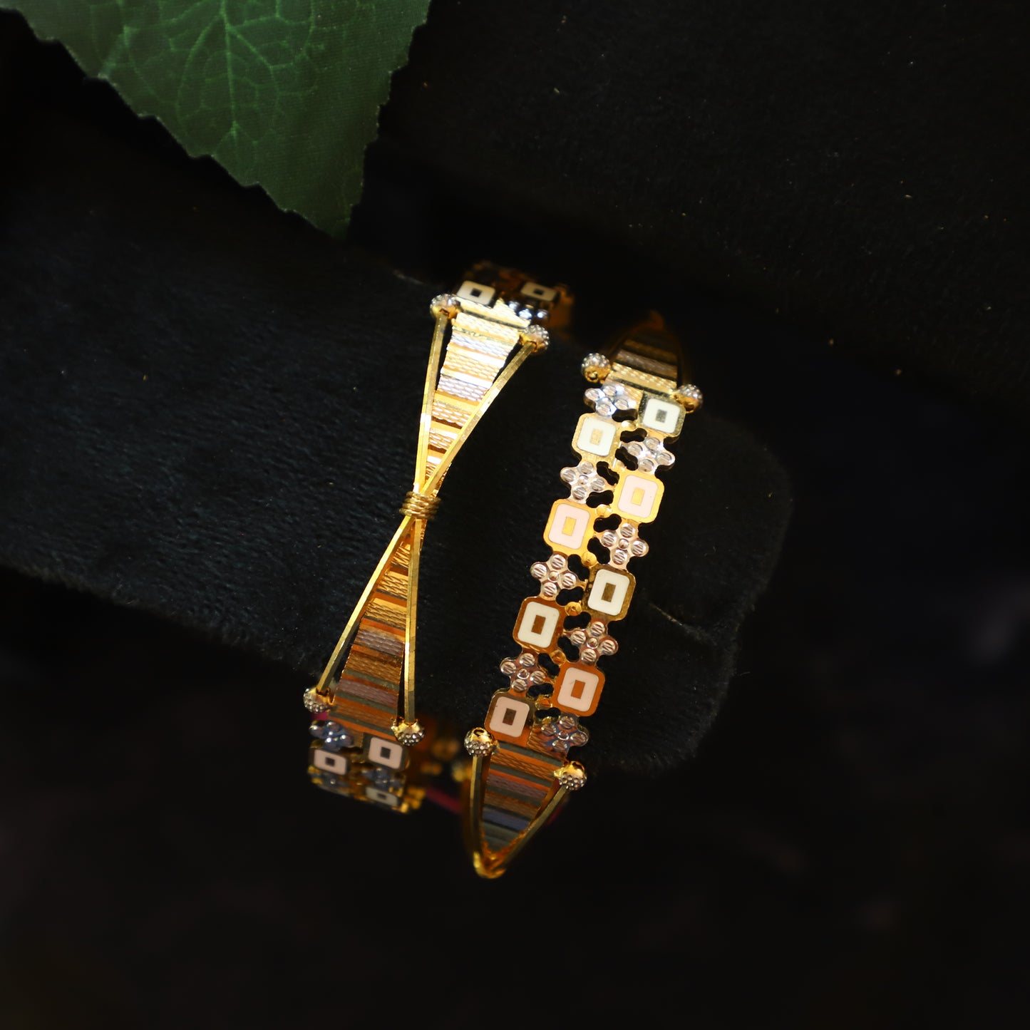 FANCY BANGLES