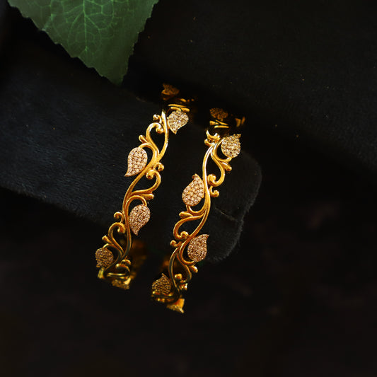 MANGO BANGLE