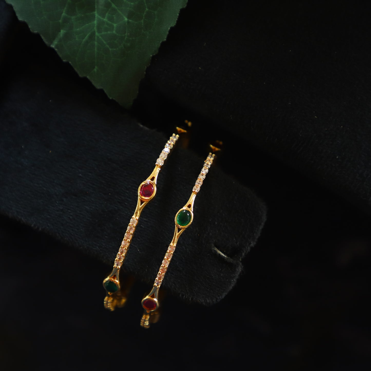 TWINKLING BANGLES