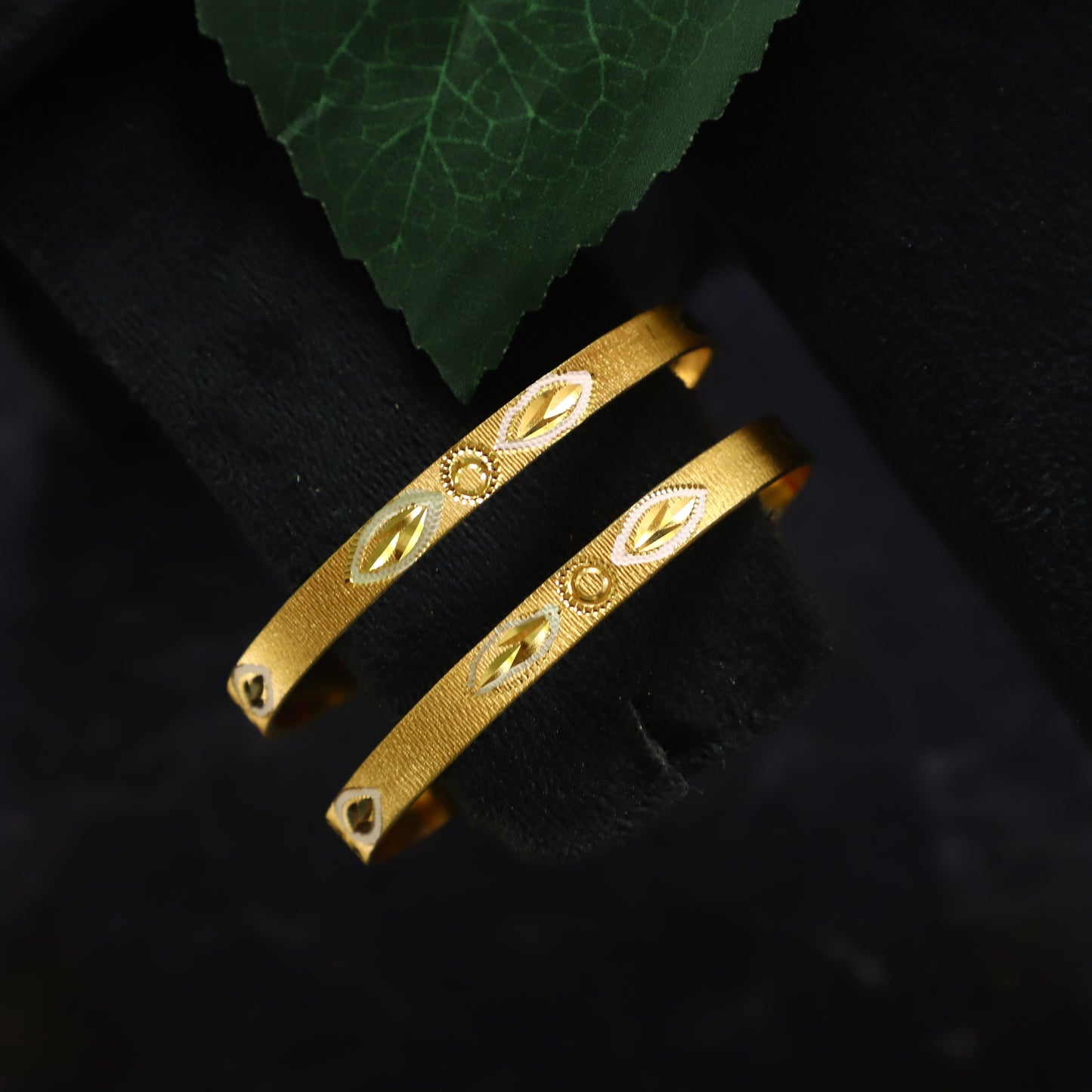 GOLD DESIGN BANGLES