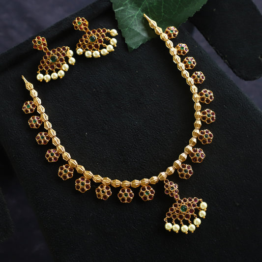 ISHU NECKPIECE