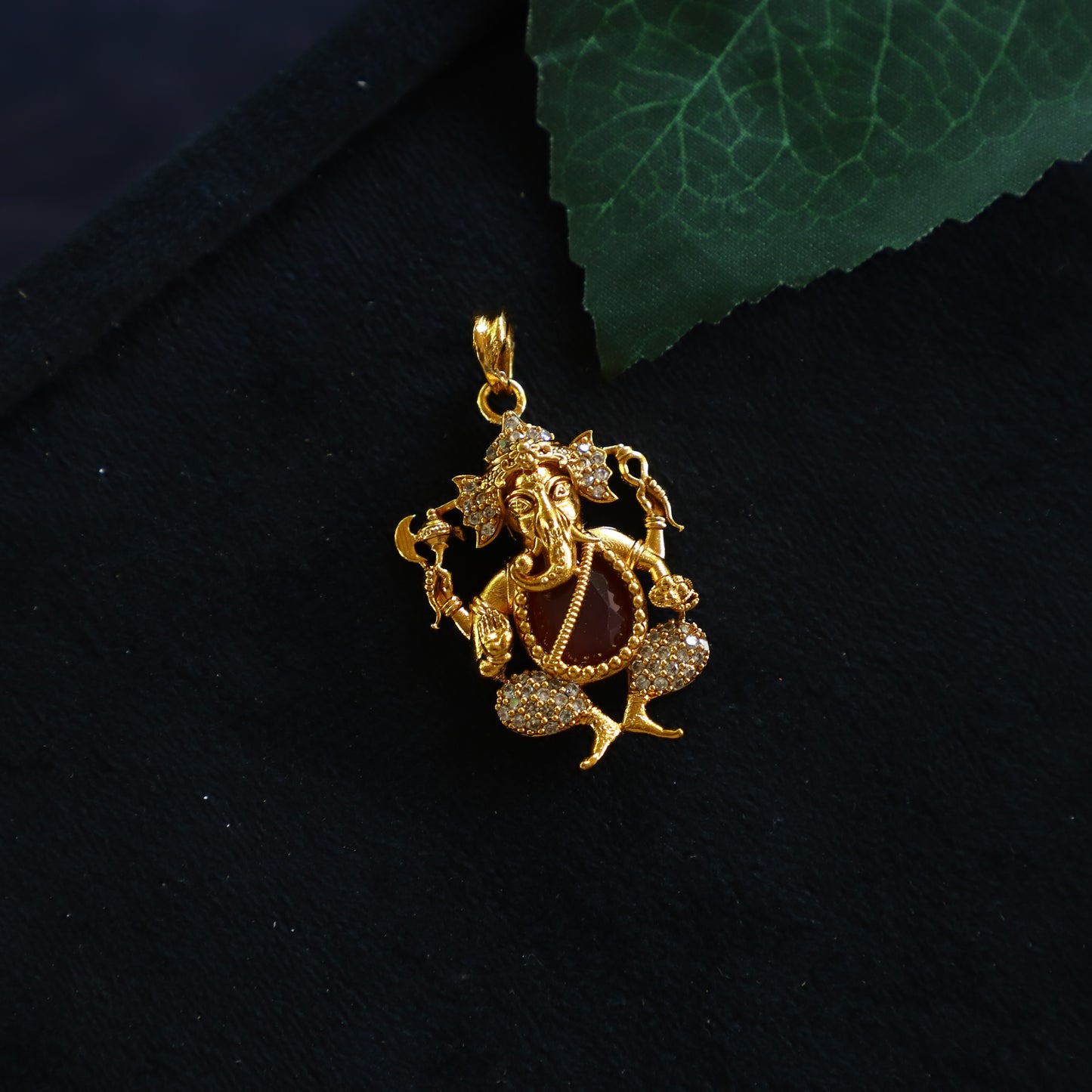 CHIIPY PENDANT