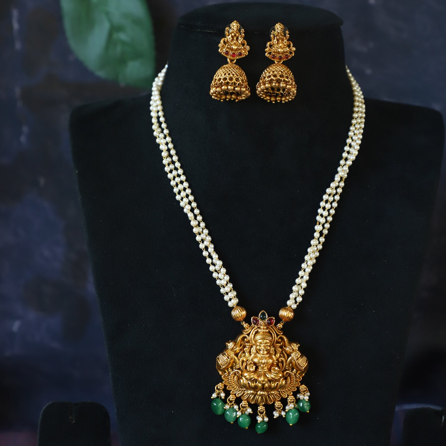LEXMI PEARL CHAIN