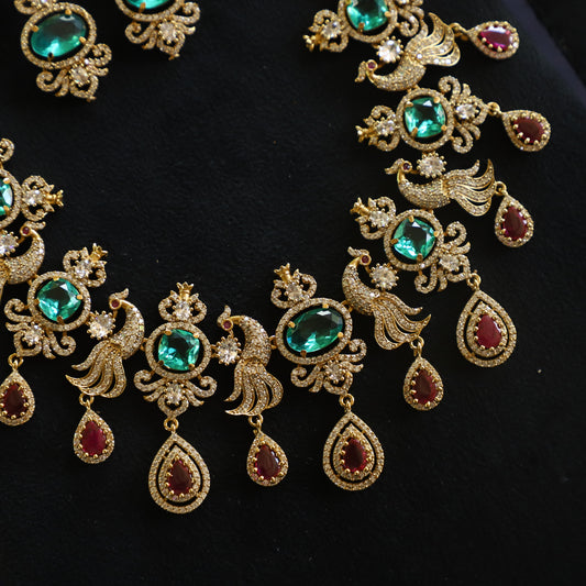 TURQUOISE VICTORYA NECKPIECE