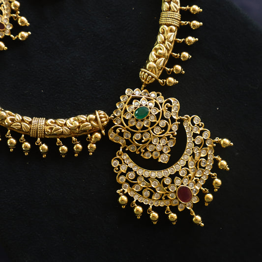 ARLO NECKPIECE