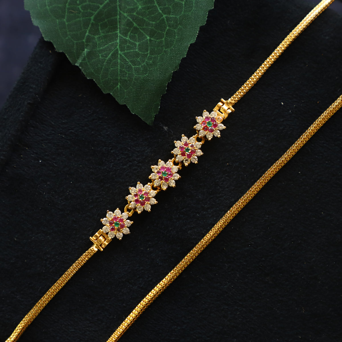 FLOWER MUGGAPU CHAIN
