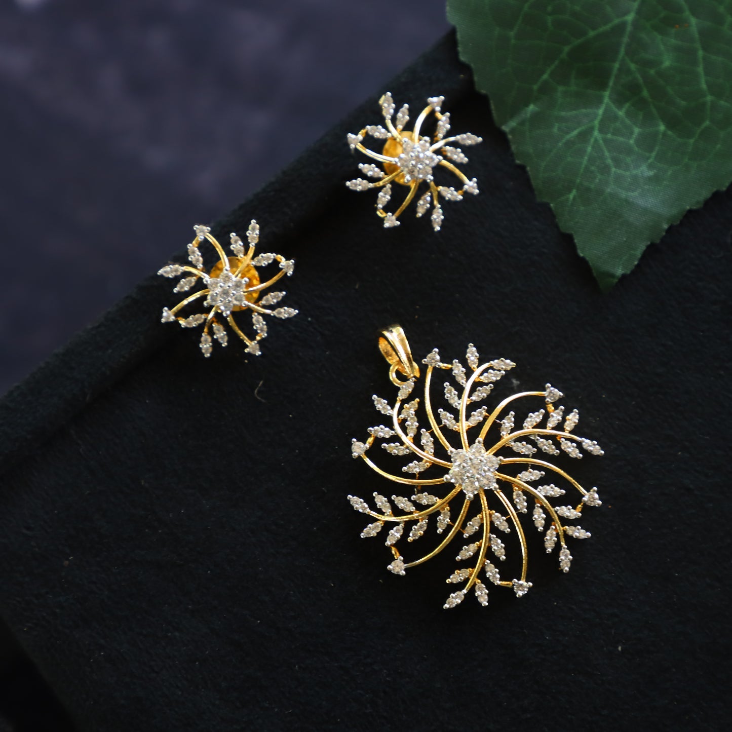 LUCY PENDANT SET