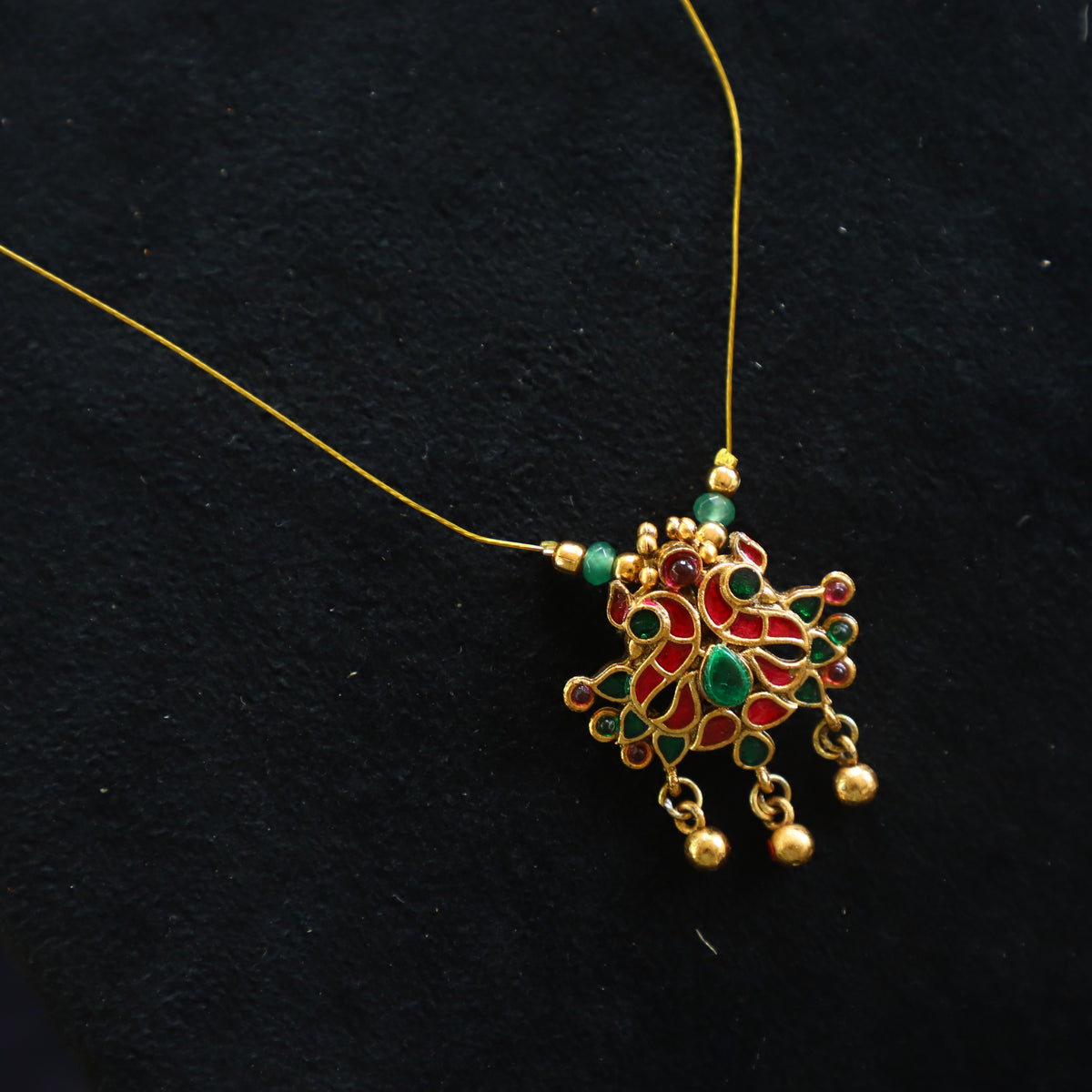 PEACOCK INVISIBLE CHAIN