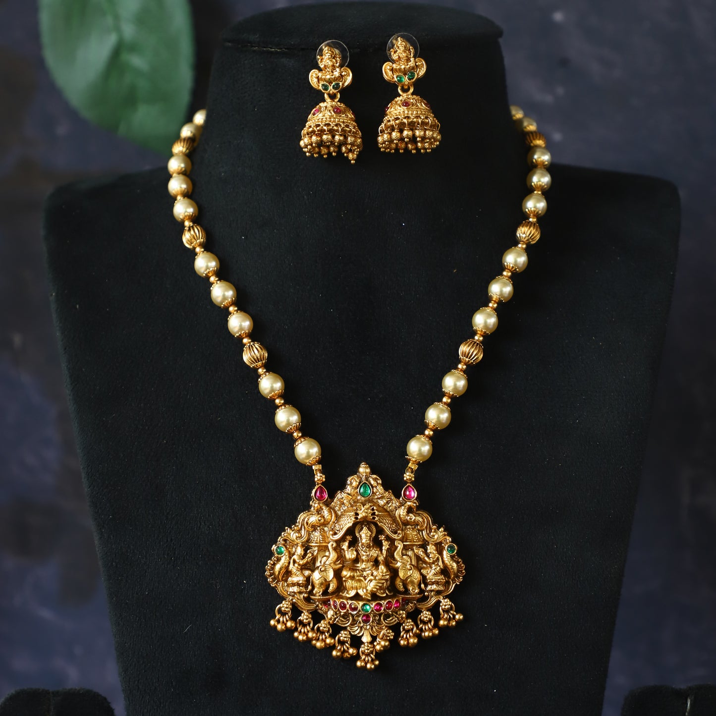 TATER NECKPIECE